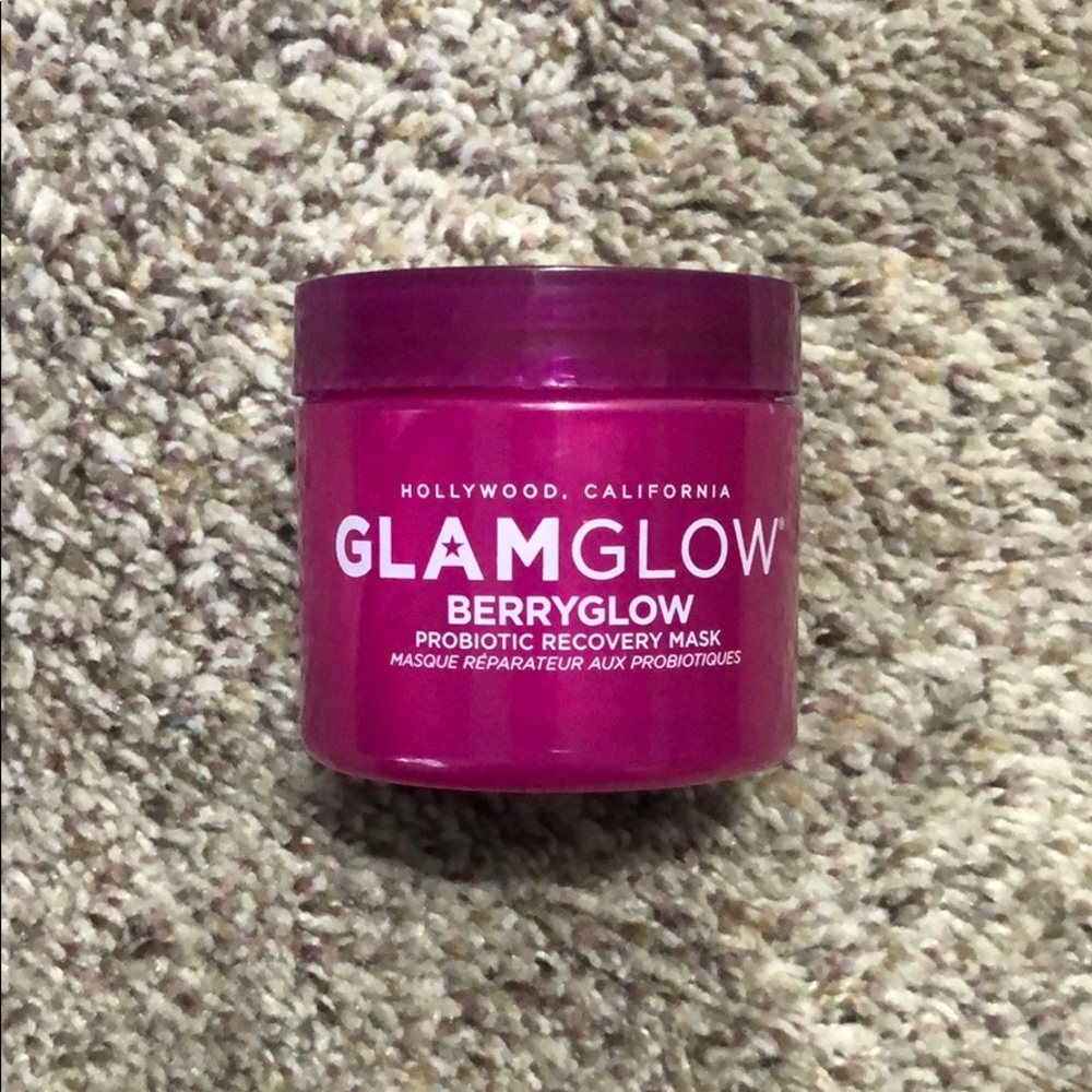GlamGlow BerryGlow